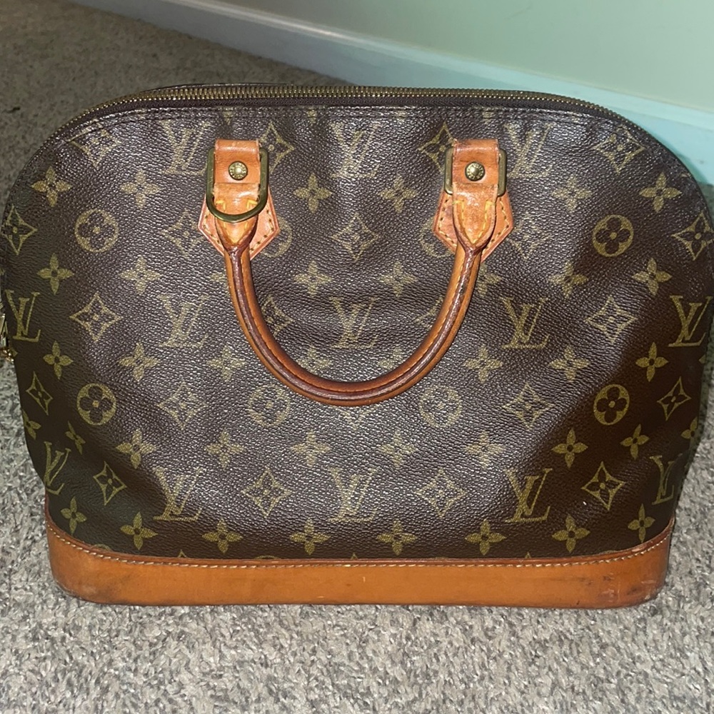 Authentic Louis Vuitton bag